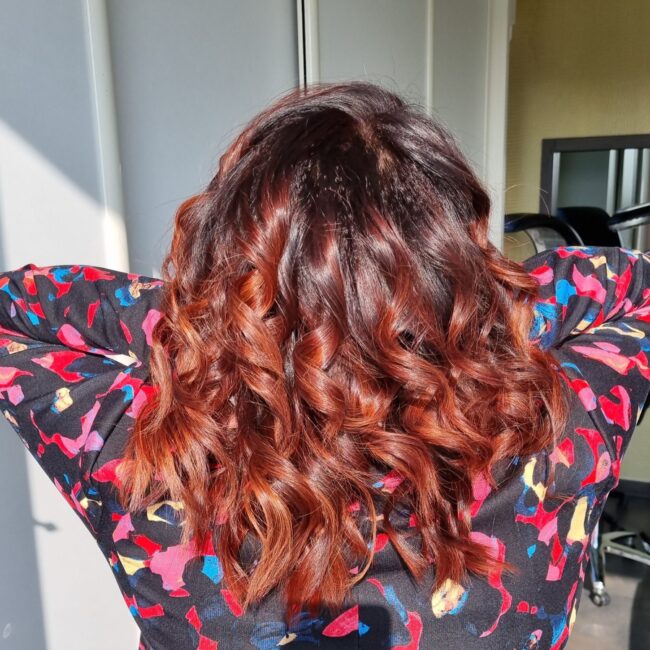 Comment ne plus avoir les cheveux secs ? Cernay